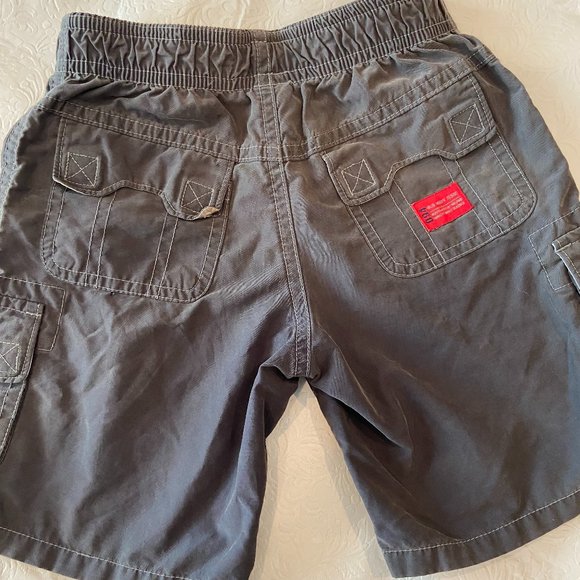 Old Navy Gray Long elastic Shorts with pockets Sz 3T - Picture 5 of 6